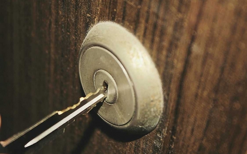 What to Do When Your Key Breaks Inside a Lock in Los Angeles
